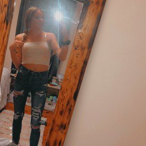 Meet your Posher, Brittney